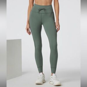 Vuori Daily Legging- XS Long
